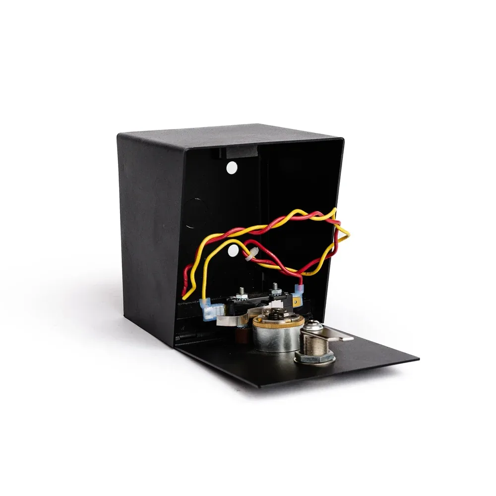 Caja con interruptor de llave, vista 4